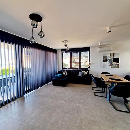 Dinary Apartman Vir Zewnętrze zdjęcie