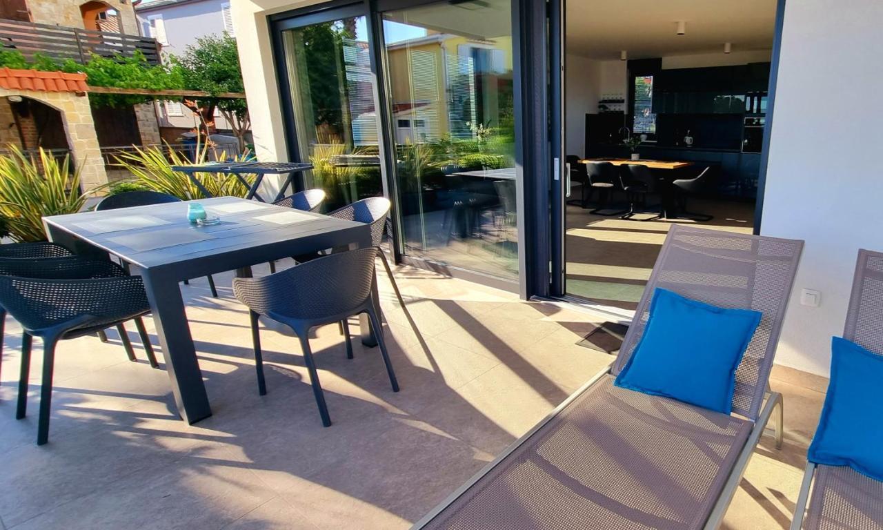 Dinary Apartman Vir Zewnętrze zdjęcie