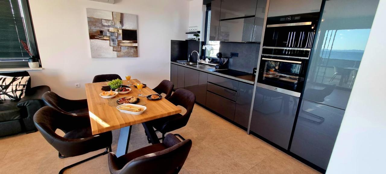 Dinary Apartman Vir Zewnętrze zdjęcie