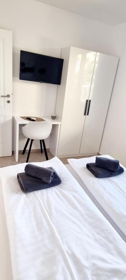 Dinary Apartman Vir Zewnętrze zdjęcie